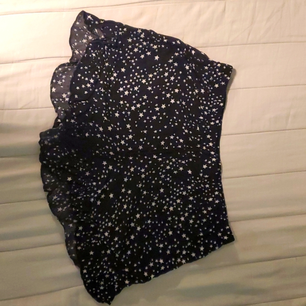 No boundaries, large (11-13), black with stars